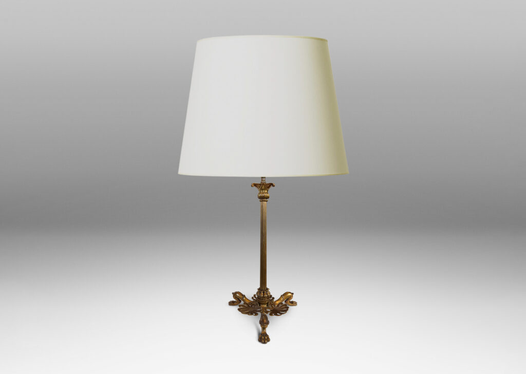 Gallery BAC fluted column stand on a tripod base in the form of springing lion feet with floating anthemia