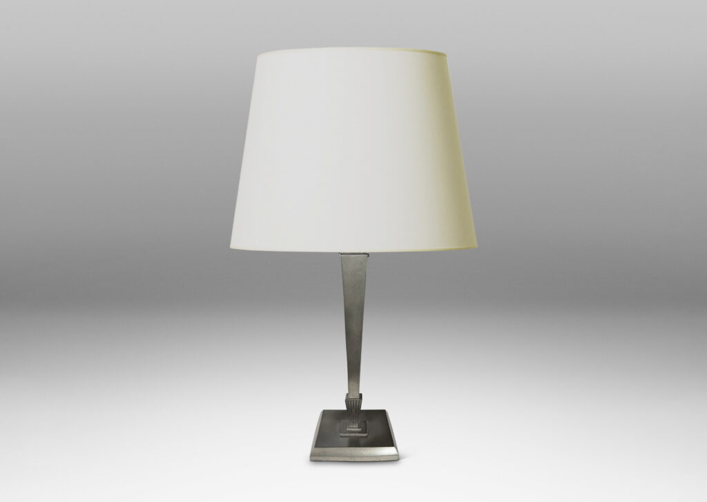 Gallery BAC tapered stand on a square plinth with reeded fan form fob