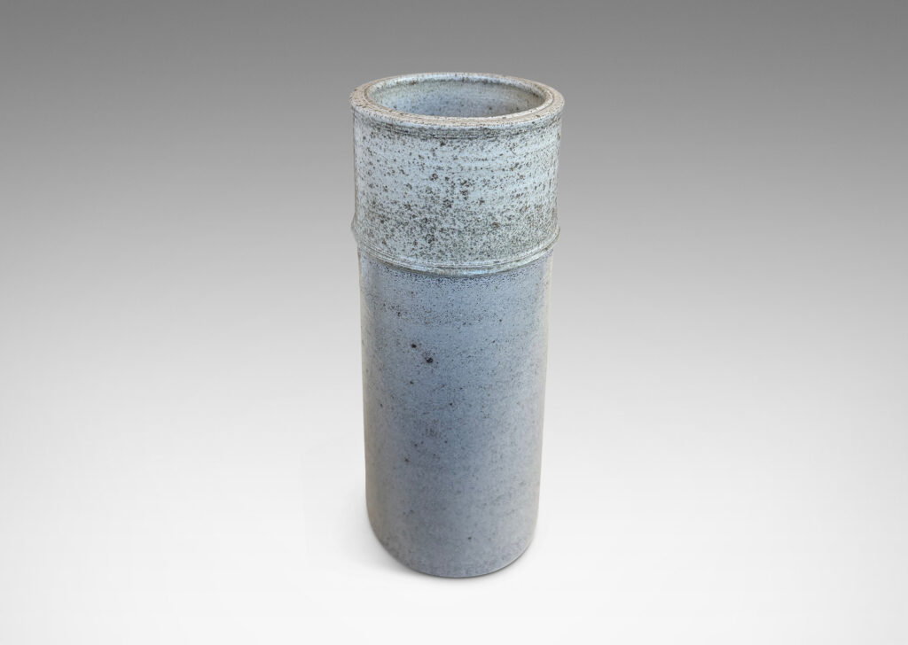 Gallery BAC cylindrical form with decorative notch detail, glazed in pale gray
