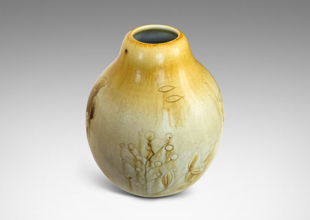 Gallery BAC ovoid gourd form with carved reliefs of goldfish and water flora