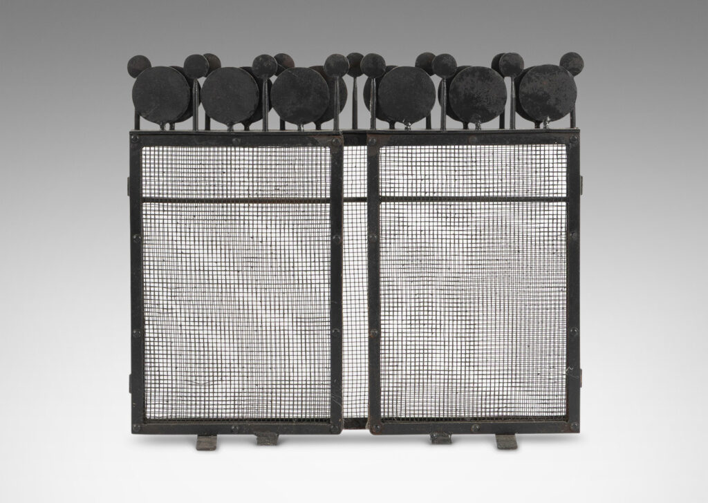 Gallery BAC low rectangular form with hinged sides and delightful circle ornaments on top